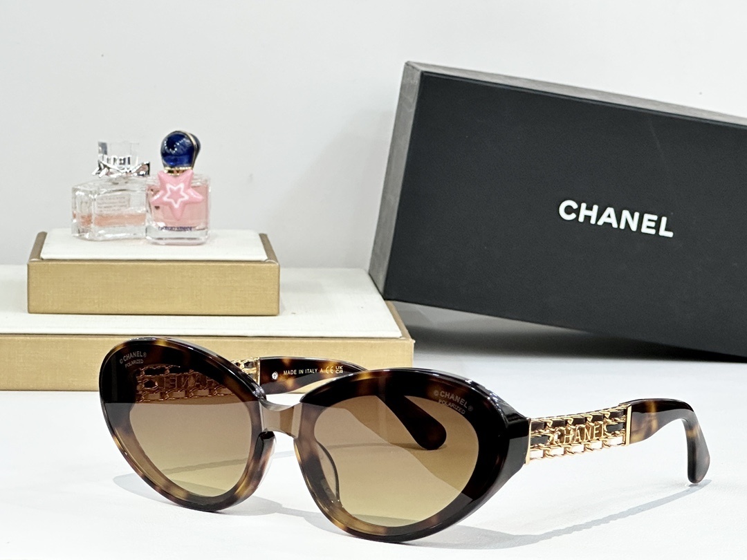 Luxury Chanel Polarized Cat-Eye Sunglasses with Braided Chain Logo