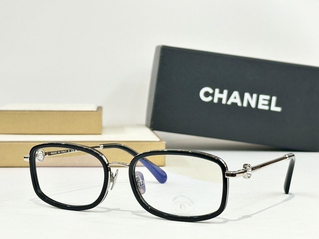 Chanel Luxury Square Eyeglasses – Elegant Designer Optical Frames