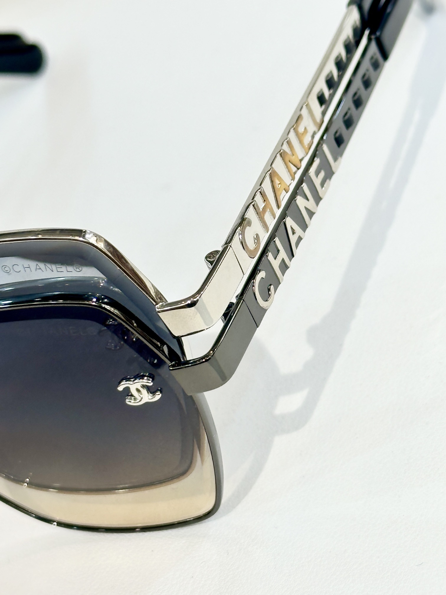 Chanel Oversized Square Sunglasses – Elegant Gold Metal Frame