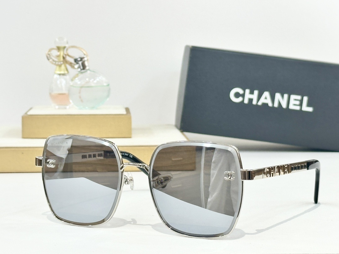 Chanel Luxury Oversized Square Sunglasses with Iconic CC Logo