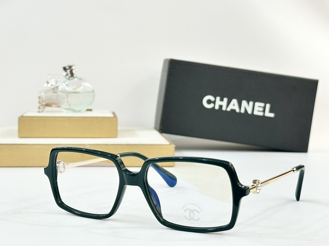 Chanel Luxury Square Optical Frames – Elegant Black & Gold Eyewear