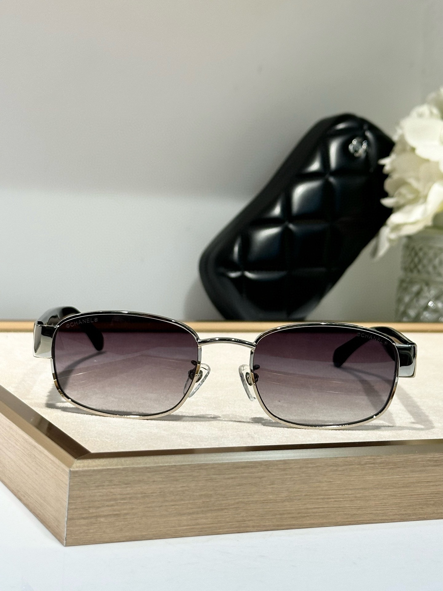 Chanel Luxury Rectangular Sunglasses – Elegant Metal Frame Series