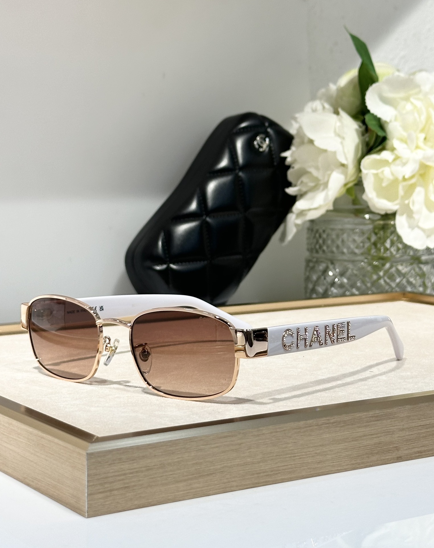 Chanel Luxury Rectangular Sunglasses – Elegant Metal Frame Series