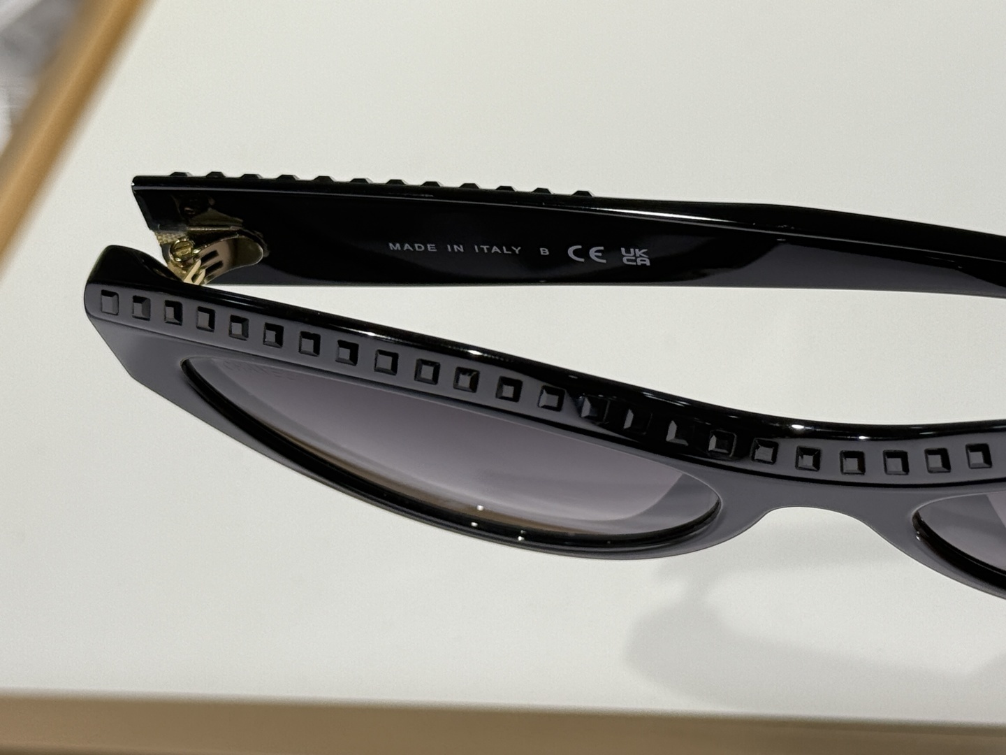 Chanel CH9164B Luxury Cat Eye Sunglasses – Black & Grey Gradient