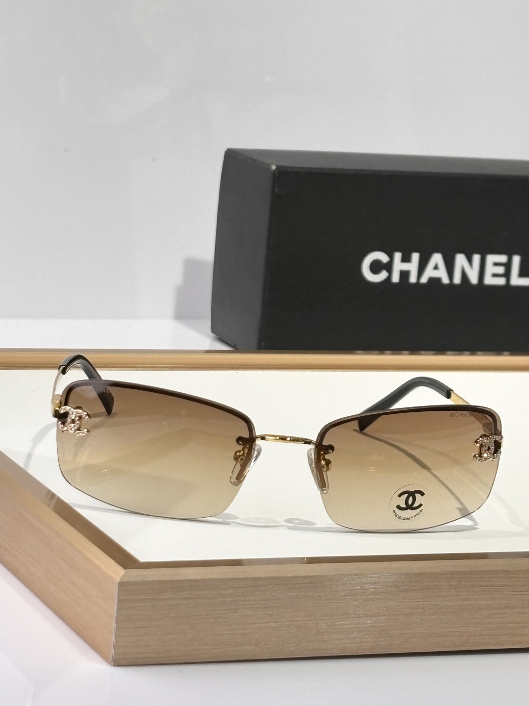 Luxury Chanel Rimless Gradient Sunglasses with Rhinestone CC Logo
