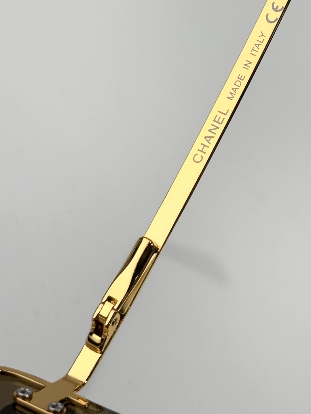 Luxury Chanel Rimless Gradient Sunglasses with Rhinestone CC Logo