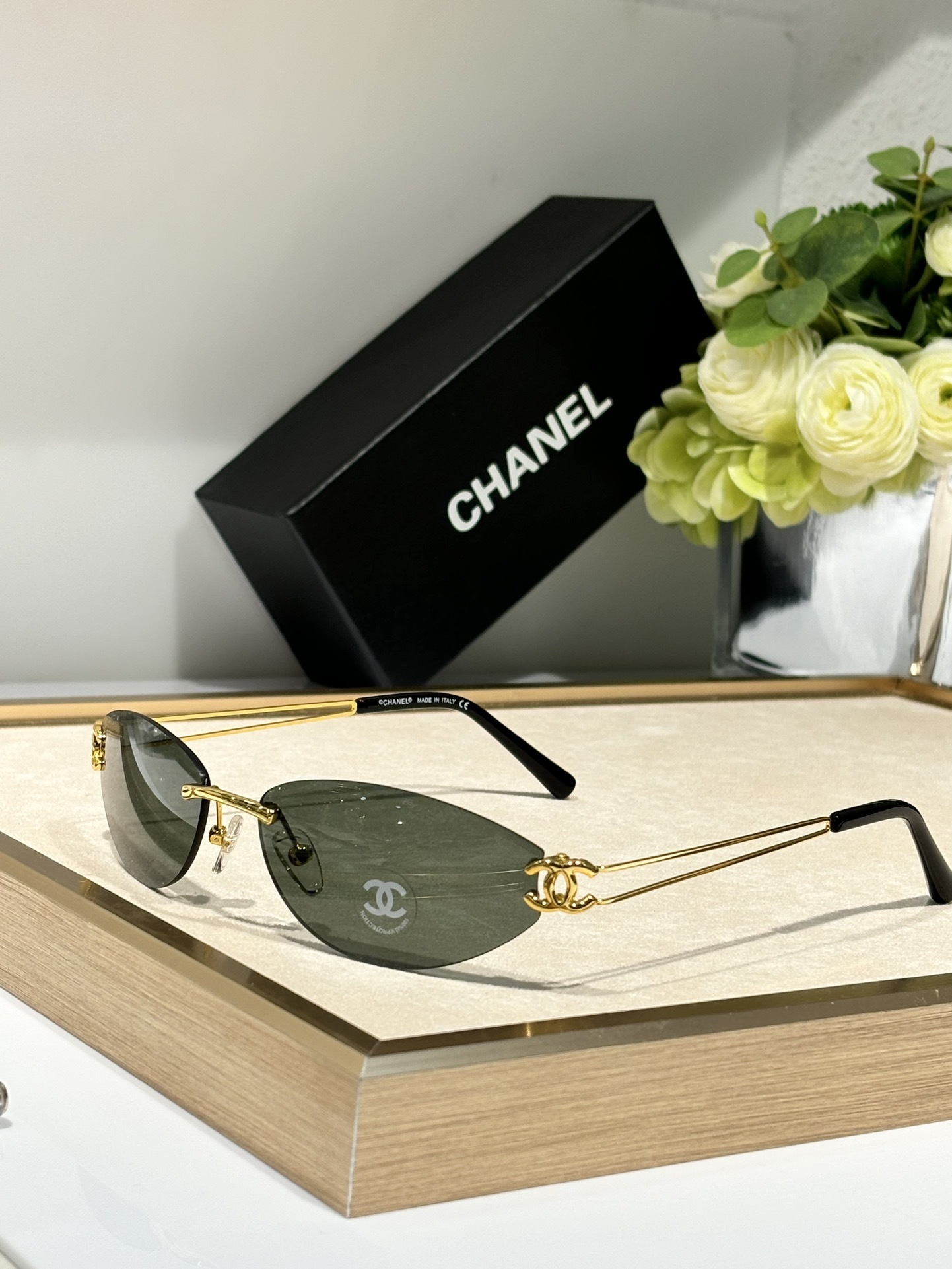 Chanel Teardrop Sunglasses – Gold Frame, Dark Green Lens