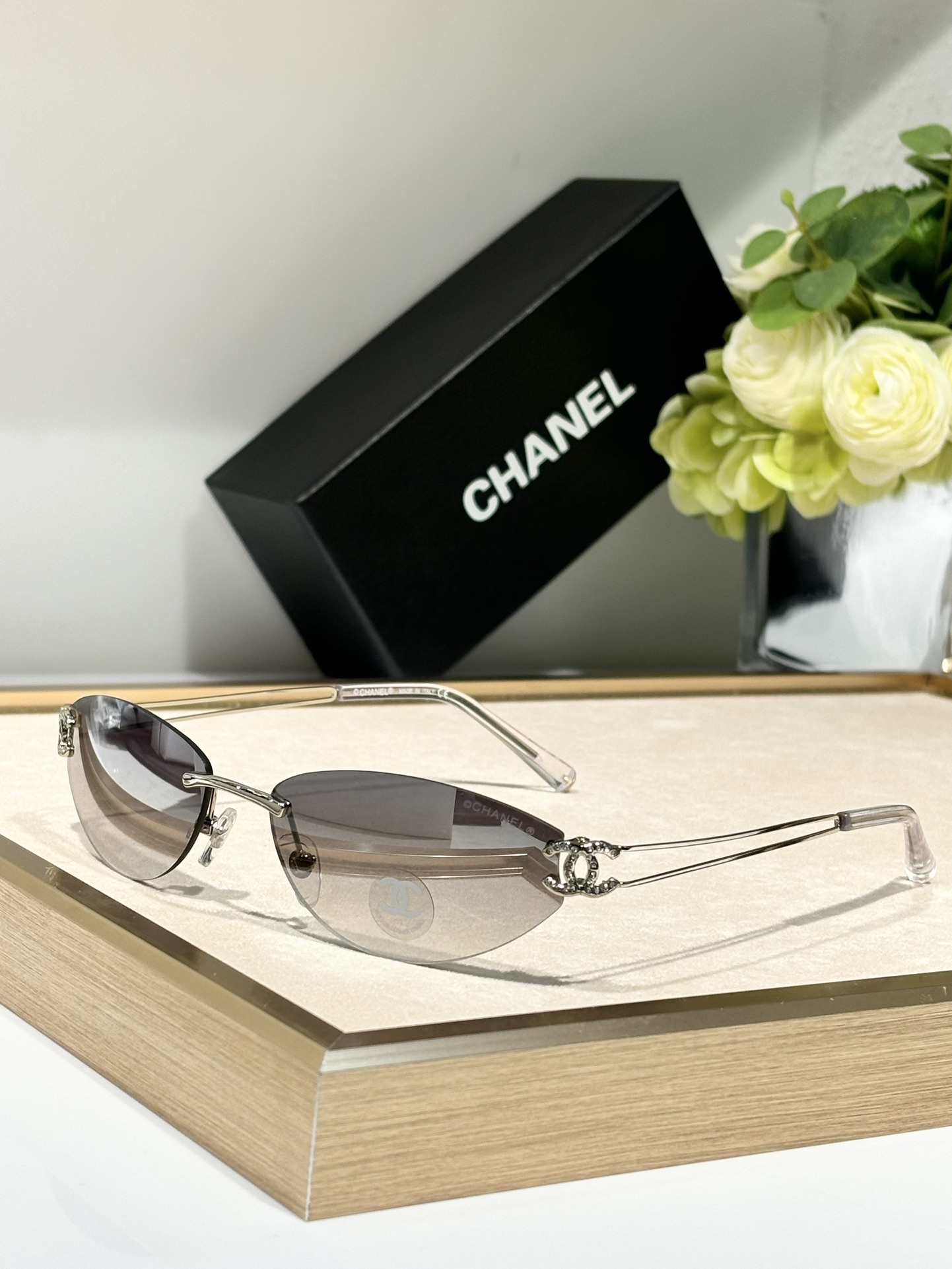 Chanel Luxury Rimless Oval Sunglasses with CC Logo Metal Frame