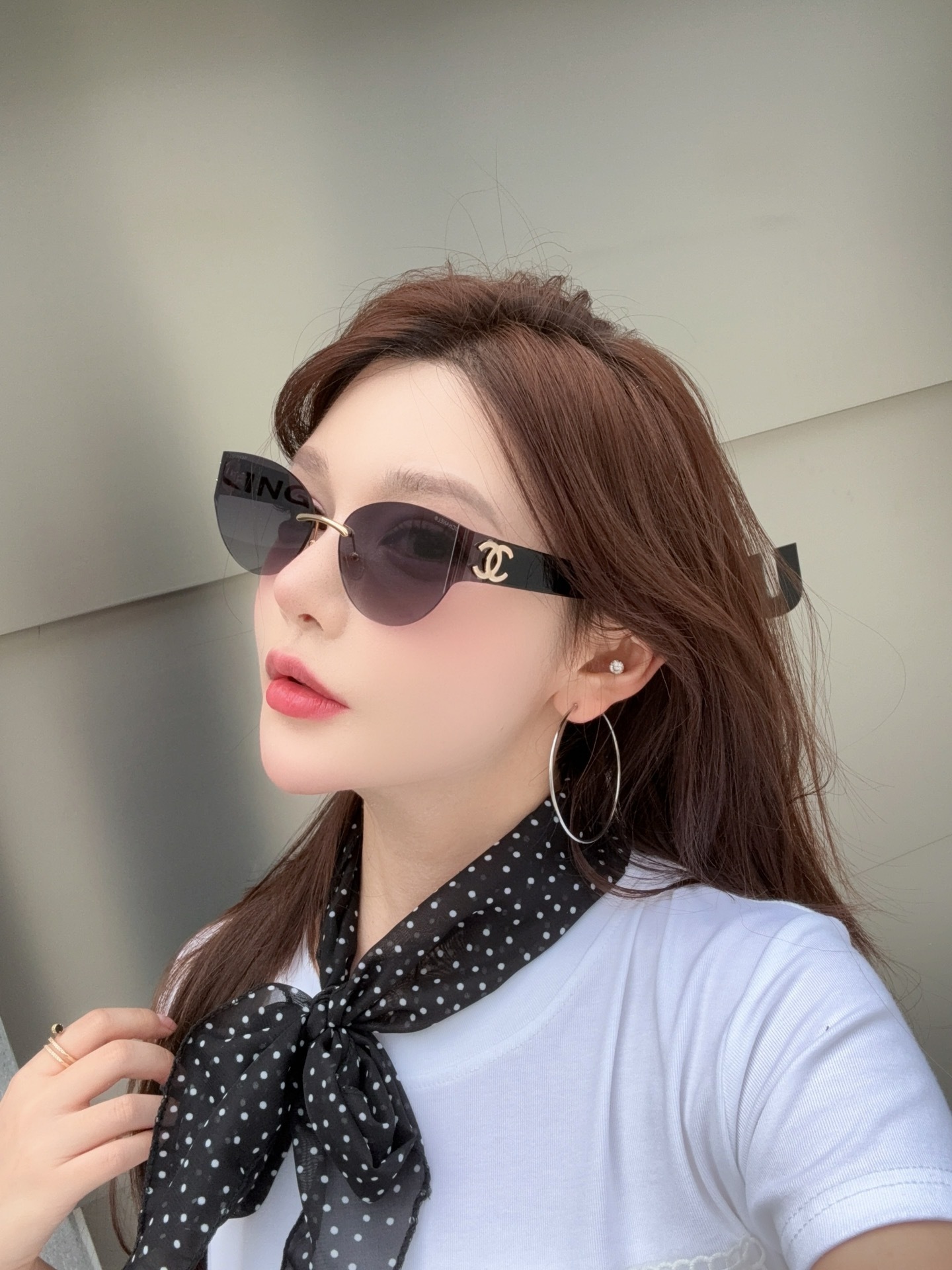 Luxury Women’s Cat-Eye Sunglasses – Elegant Gradient Tint Eyewear