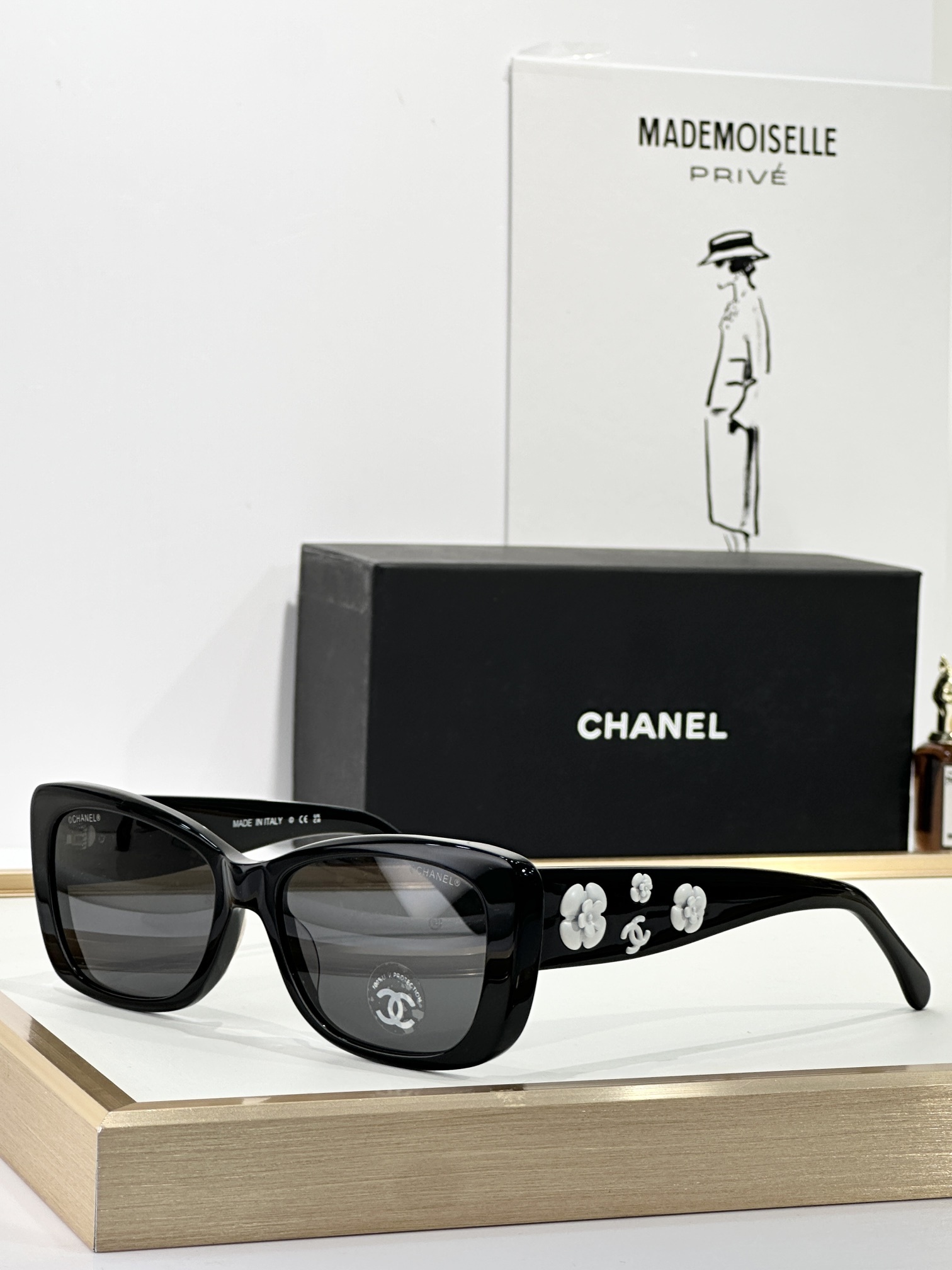 Chanel Camellia Flower Sunglasses – Luxury UV Protection Eyewear
