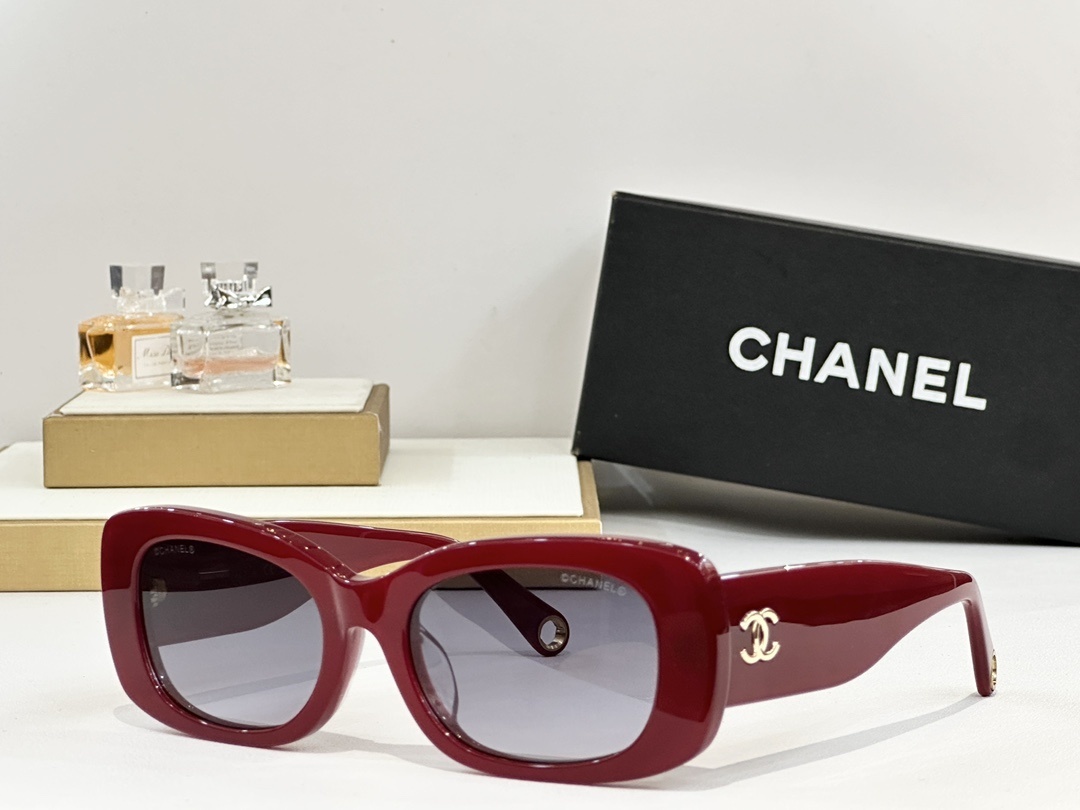 classic Chanel Burgundy Square Sunglasses – Chanel Burgundy Square