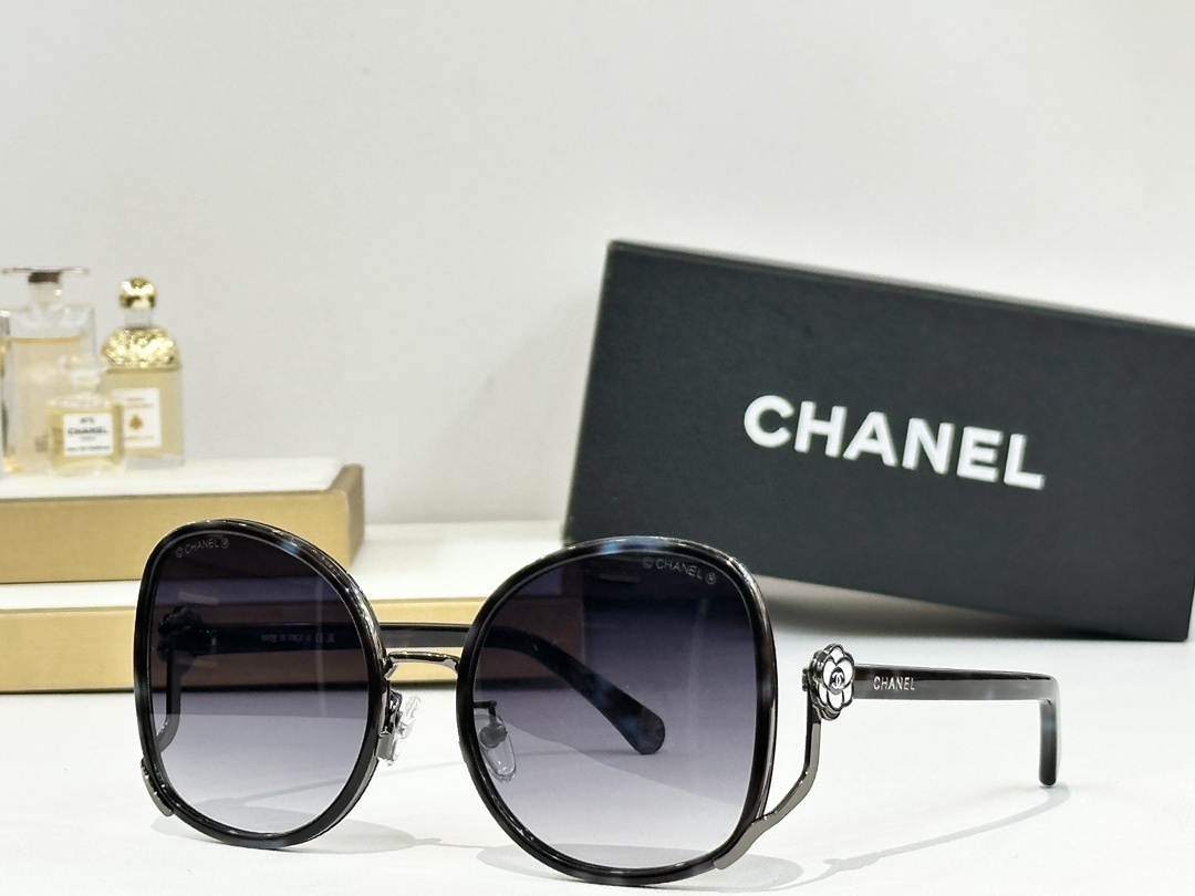 Chanel Camellia Oversized Sunglasses – Luxury Women’s Eyewear