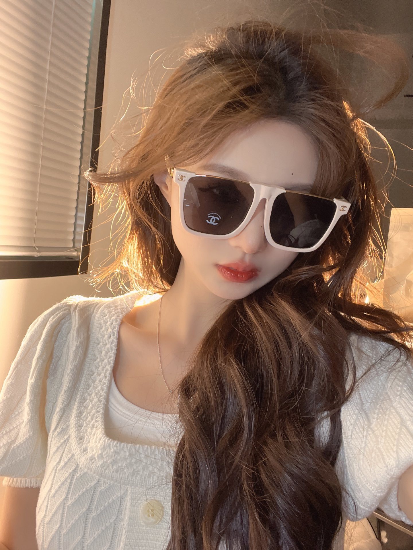 Luxury Oversized Square Sunglasses for Women – Chic Black Frame
