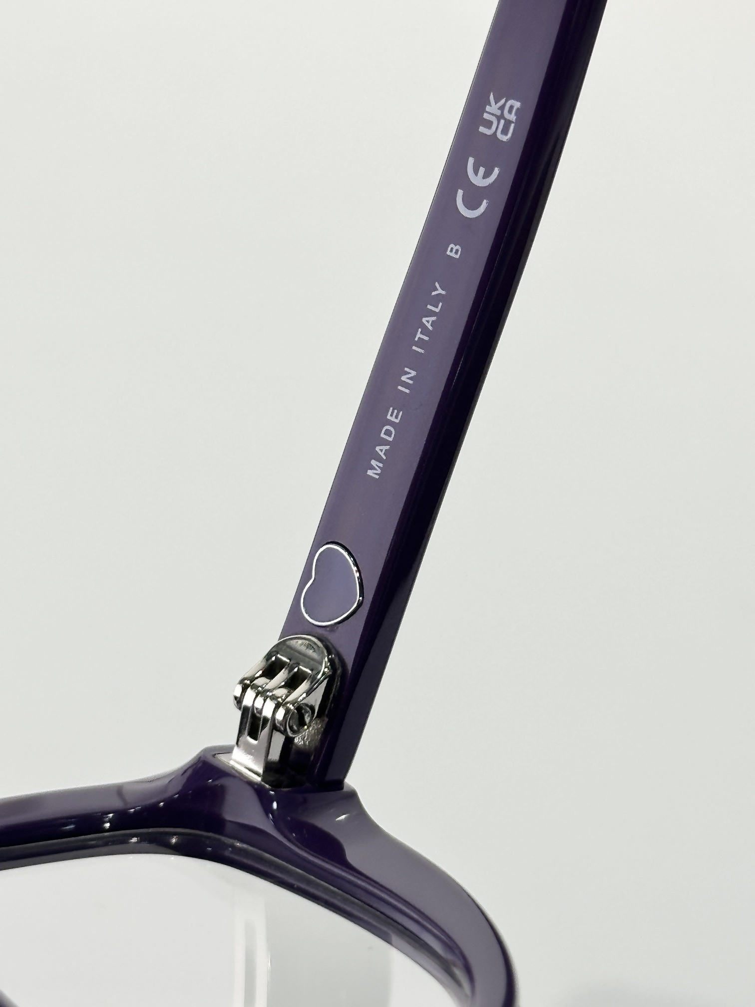 Chanel Luxury Cat-Eye Eyeglasses – Premium Women’s Optical Frames