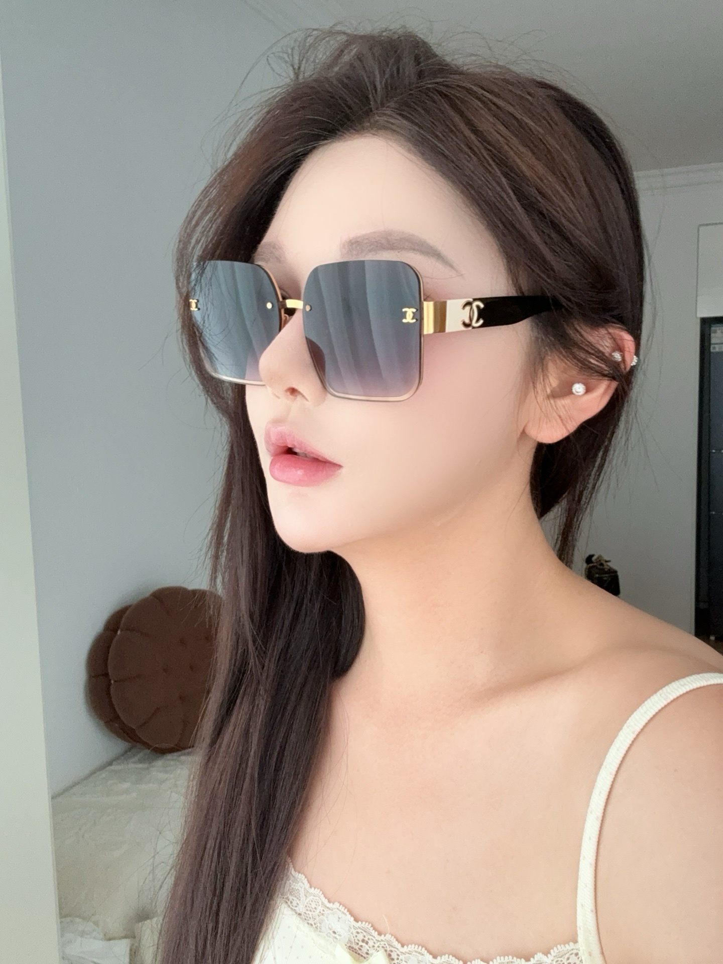 Luxury Oversized Square Sunglasses for Women – Gradient Brown Lenses