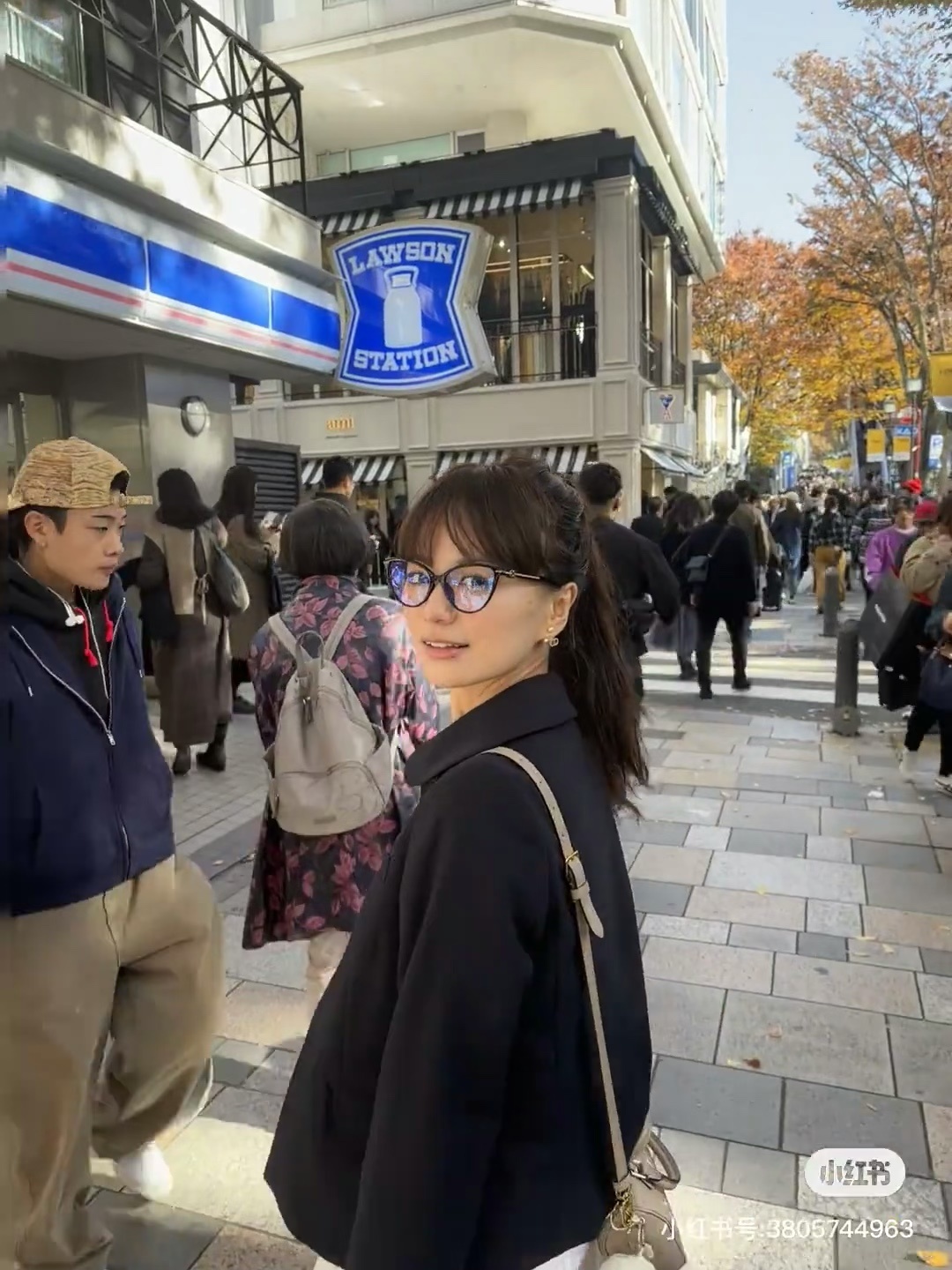 Elegant Women’s Cat-Eye Blue Light Blocking Glasses – Stylish Eyewear
