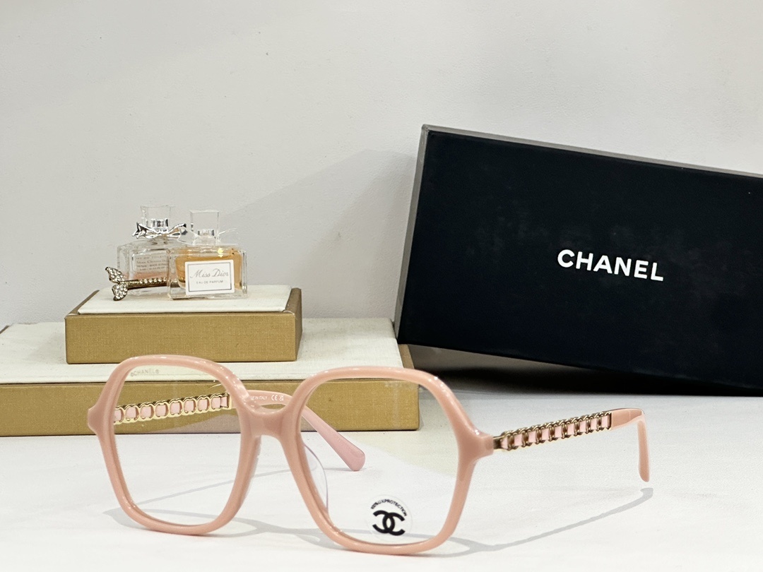 Chanel Luxury Square Eyeglasses – Elegant Chain Temple Design