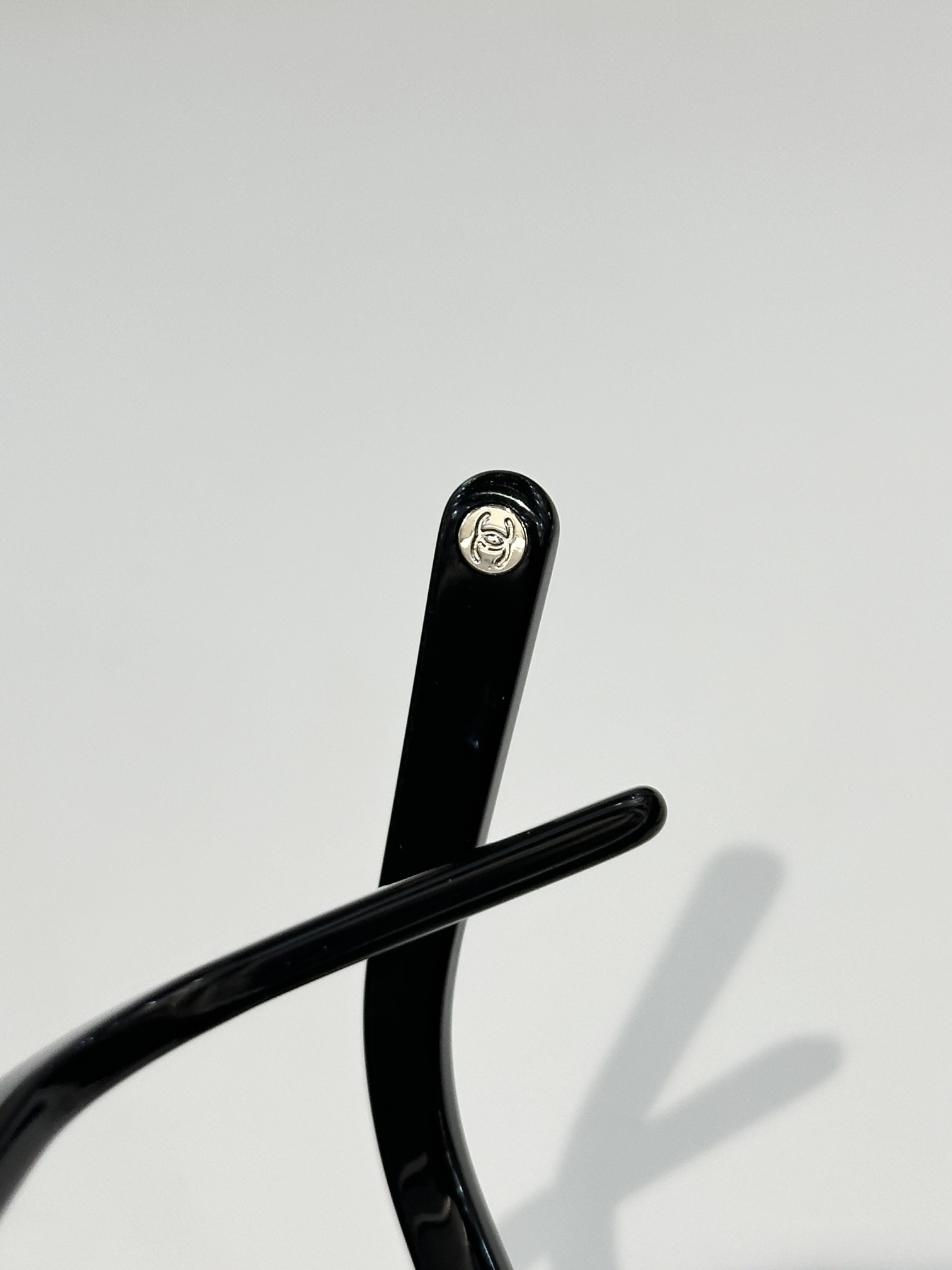 Chanel Vintage Oval Sunglasses – Luxury CC Logo Designer Eyewear