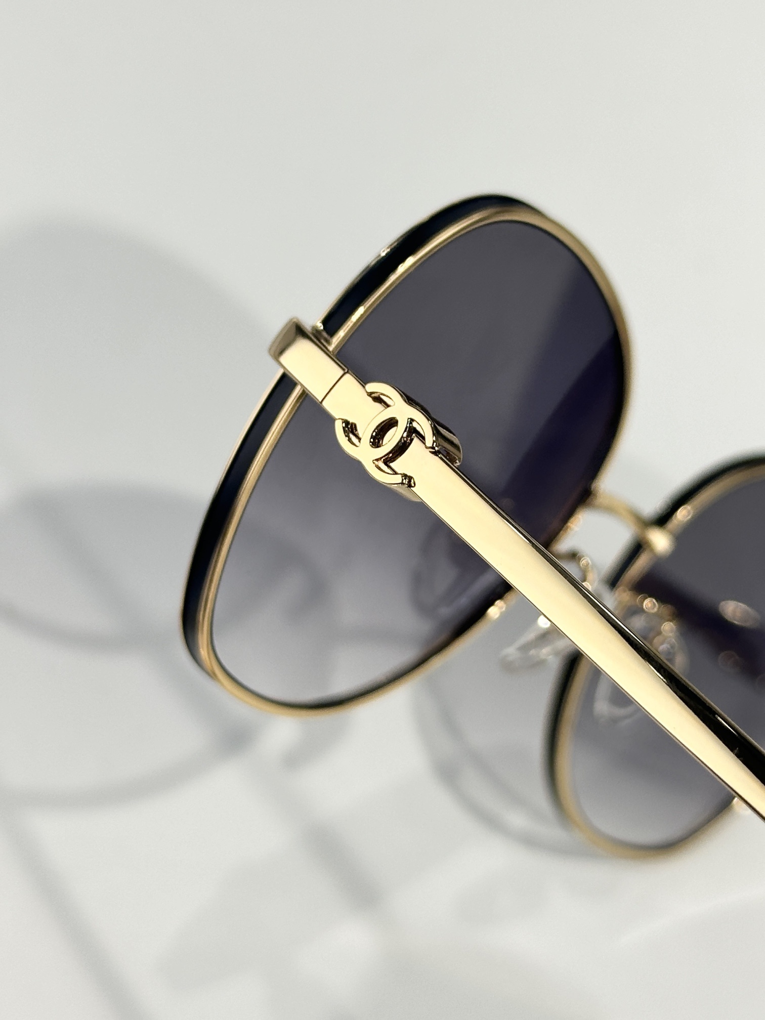Chanel Luxury Gradient Round Aviator Sunglasses with CC Logo