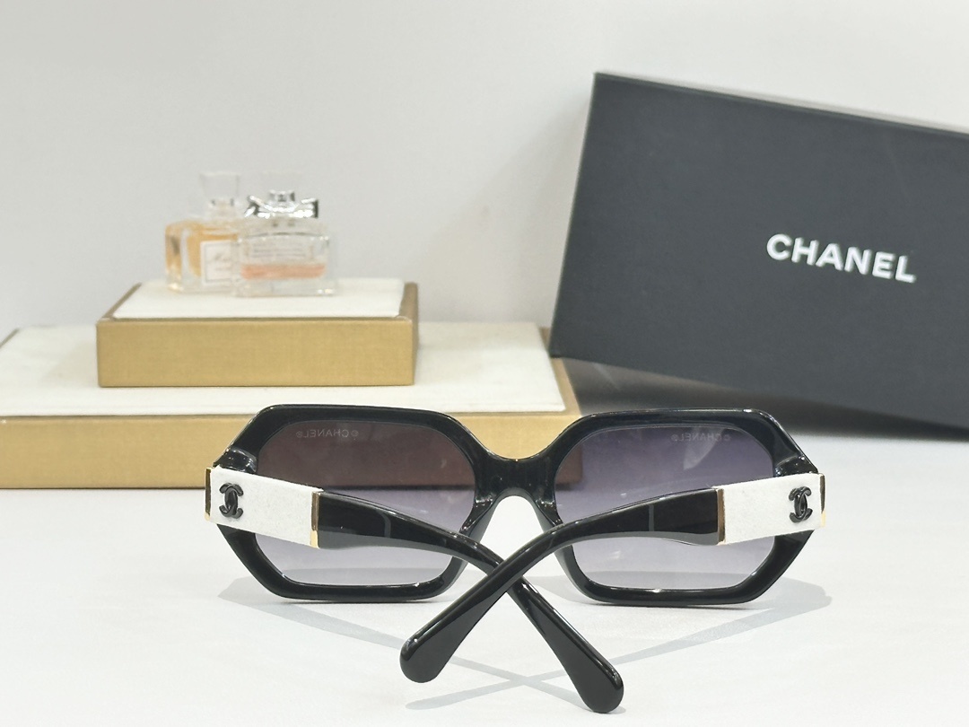 Chanel Luxury Oversized Hexagonal Sunglasses – Made in Italy