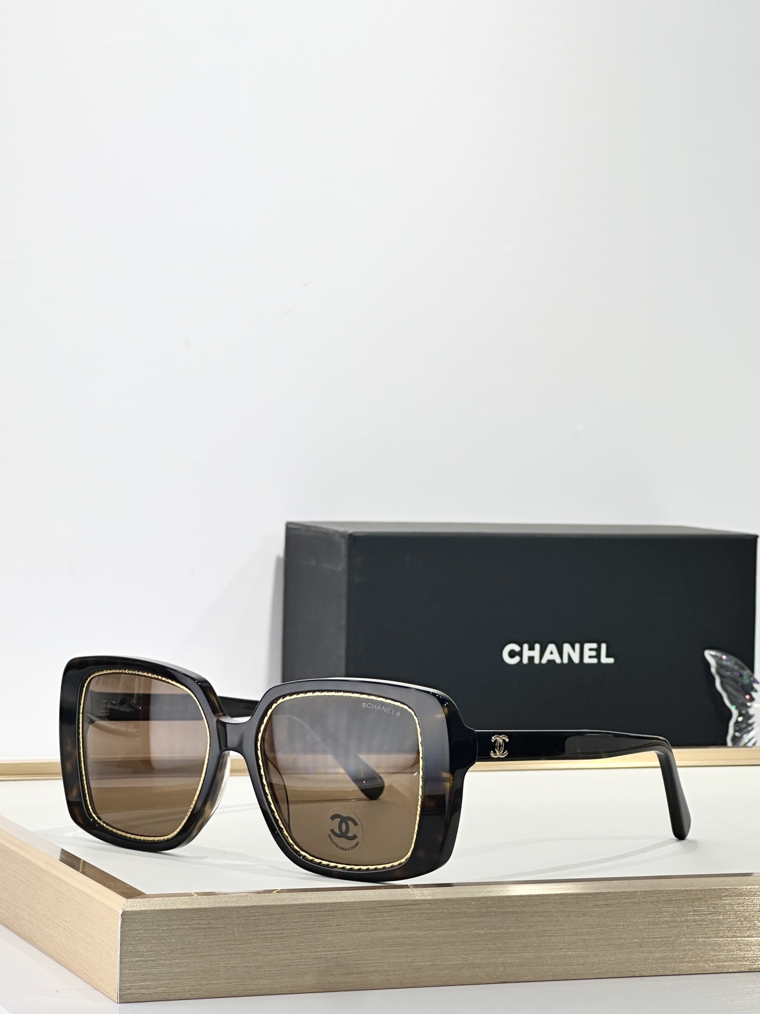 gold Chanel Tortoise Square Sunglasses – Chanel Tortoise Square