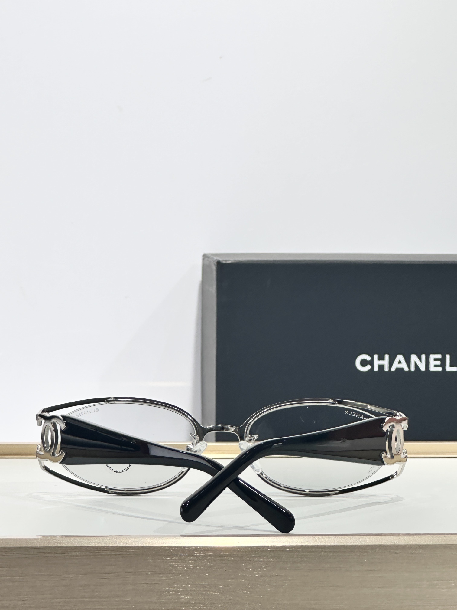Chanel Vintage Oval Sunglasses – Iconic CC Logo Luxury Eyewear
