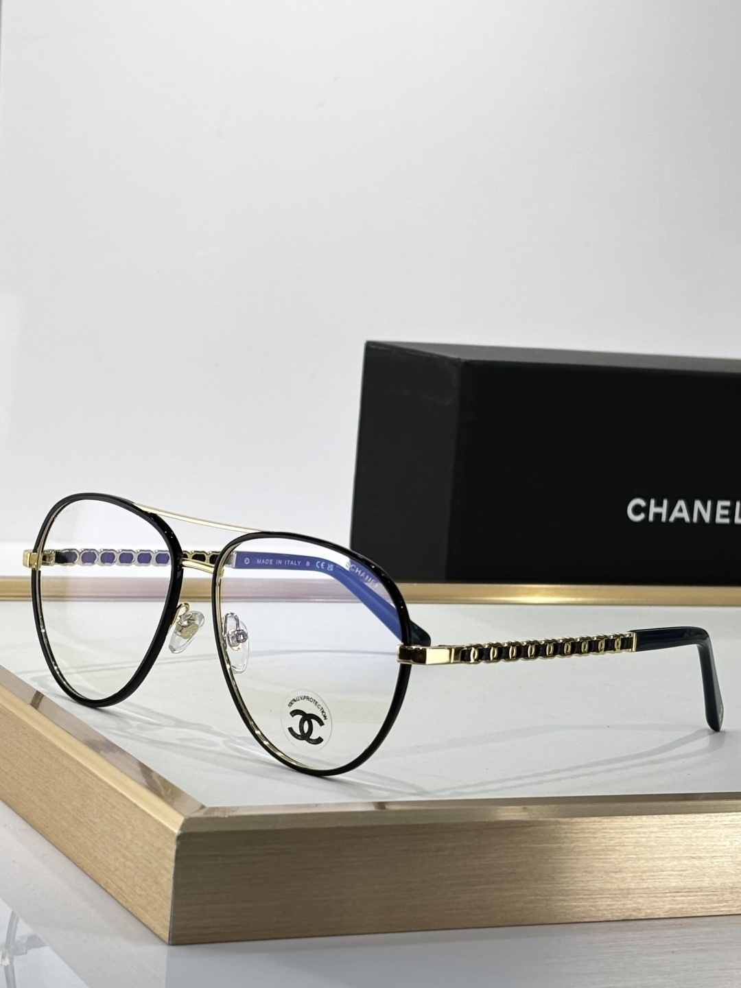 Chanel Luxury Aviator Eyeglasses – Iconic Chain Temple Design