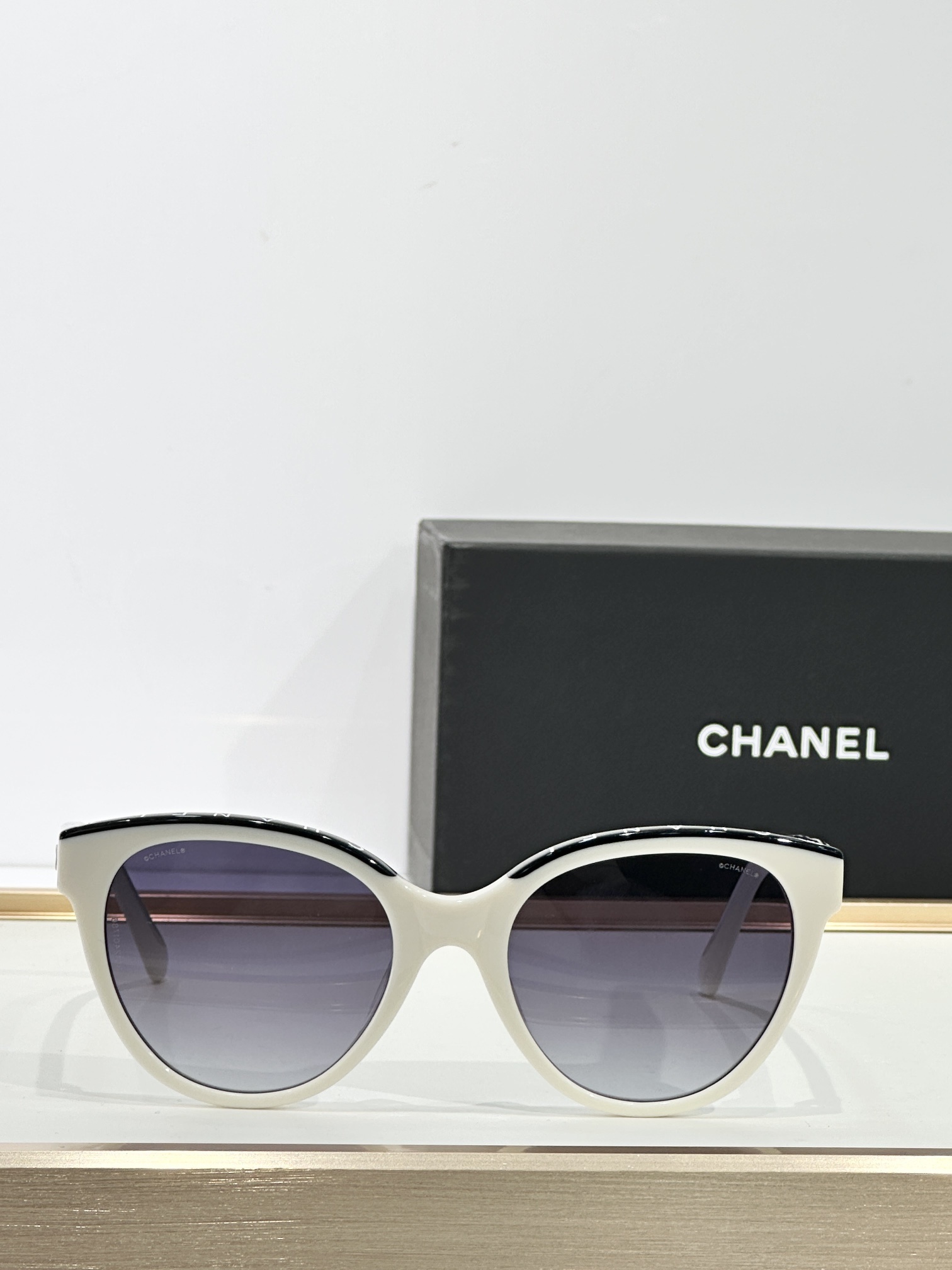 Chanel Luxury Cat Eye Sunglasses White and Black Frame for Women