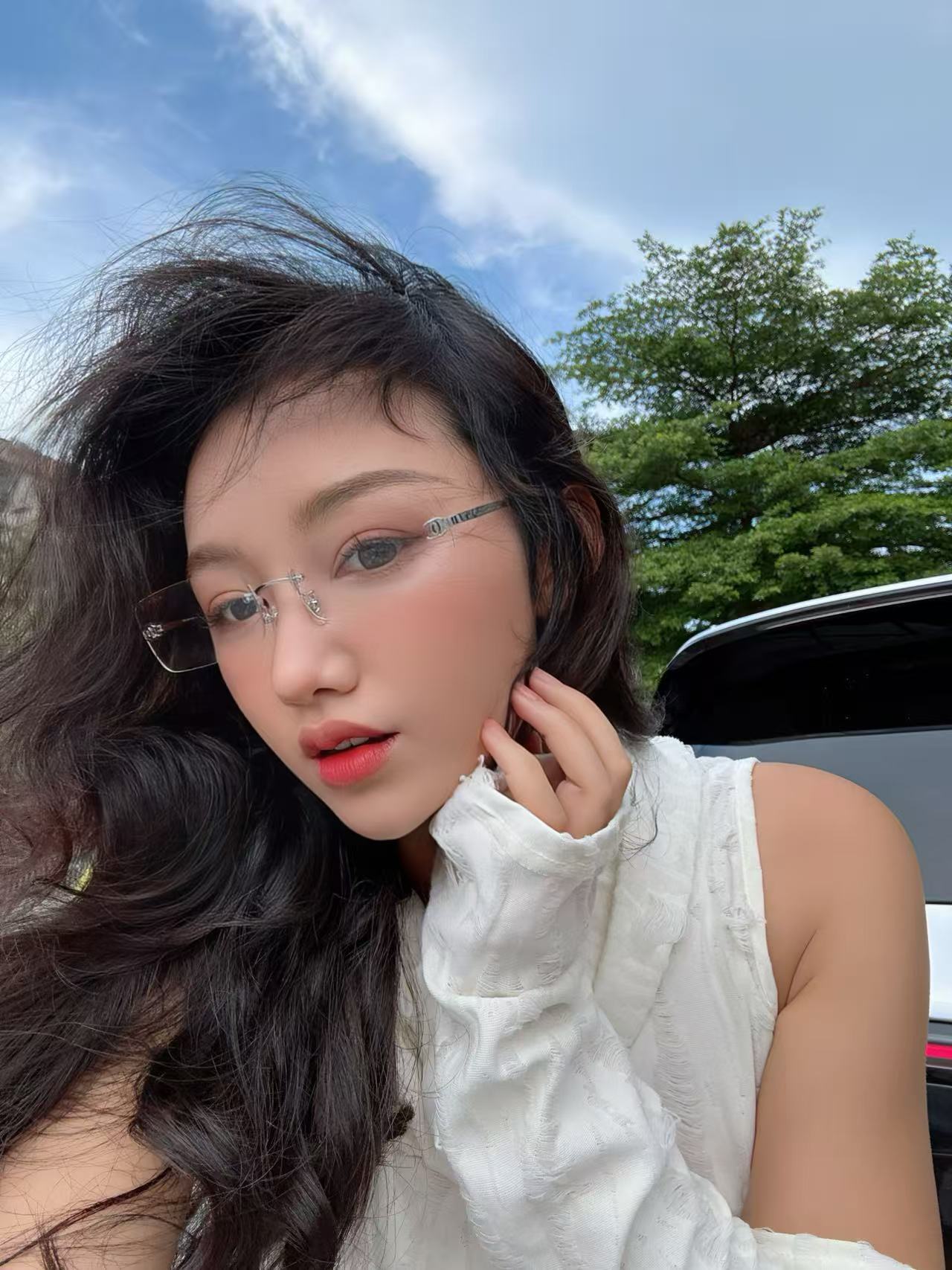 Luxury Rimless Rectangular Sunglasses – Gold Metal Frame Y2K Style