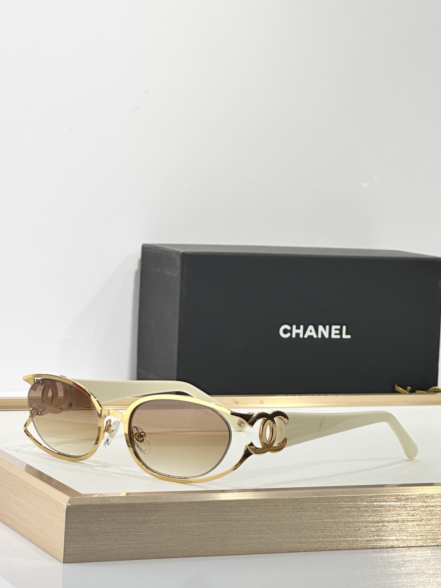 Luxury Chanel Oval Sunglasses – Vintage Metal Frame with CC Logo