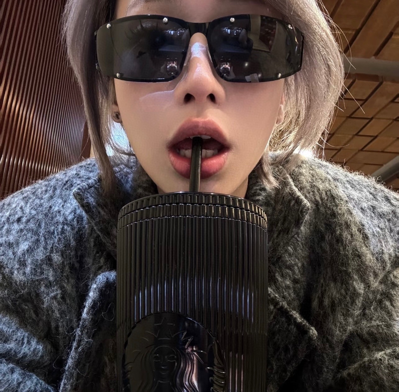 Y2K Futuristic Rimless Rectangular Sunglasses – Cyberpunk Eyewear