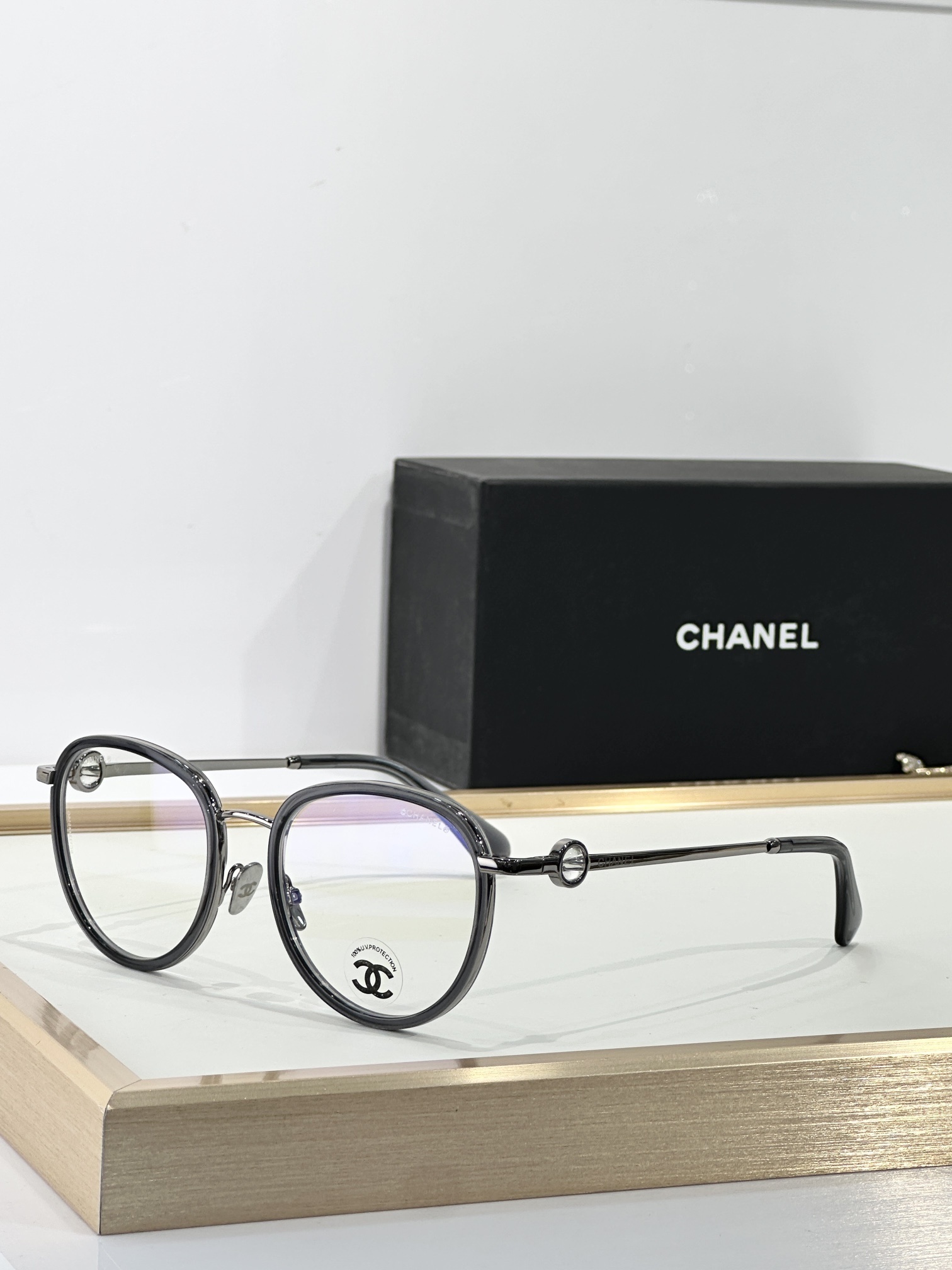 Chanel Luxury Round Eyeglasses Frame – Elegant Designer Optical
