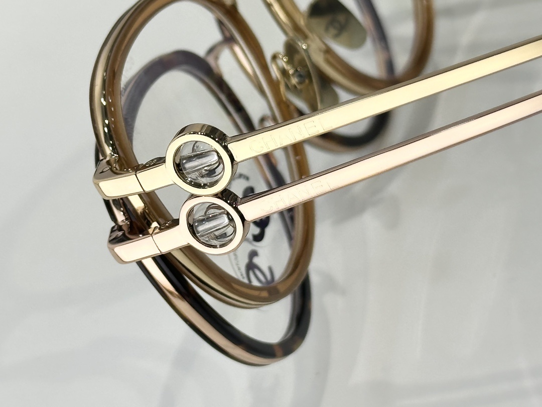 Chanel Luxury Round Eyeglasses Frame – Elegant Designer Optical