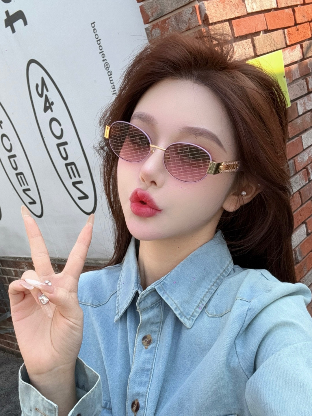 Vintage Oval Sunglasses Women’s Luxury Gold Chain Frame Eyewear