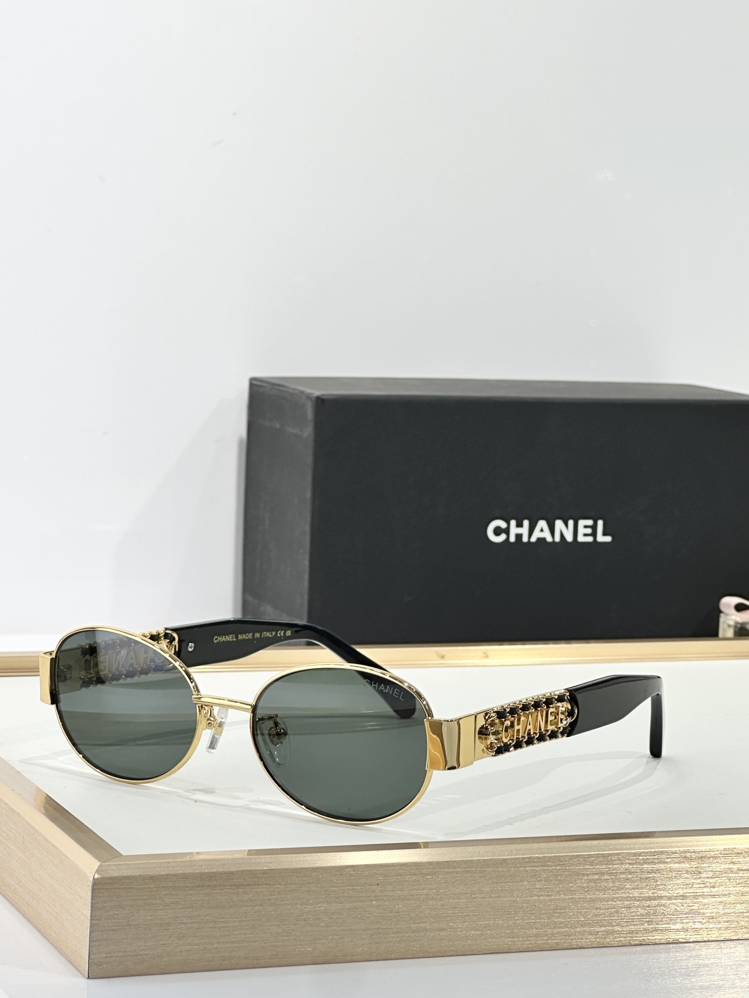 Chanel Oval Sunglasses with Gold Chain Logo Temples – Luxury Eyewear