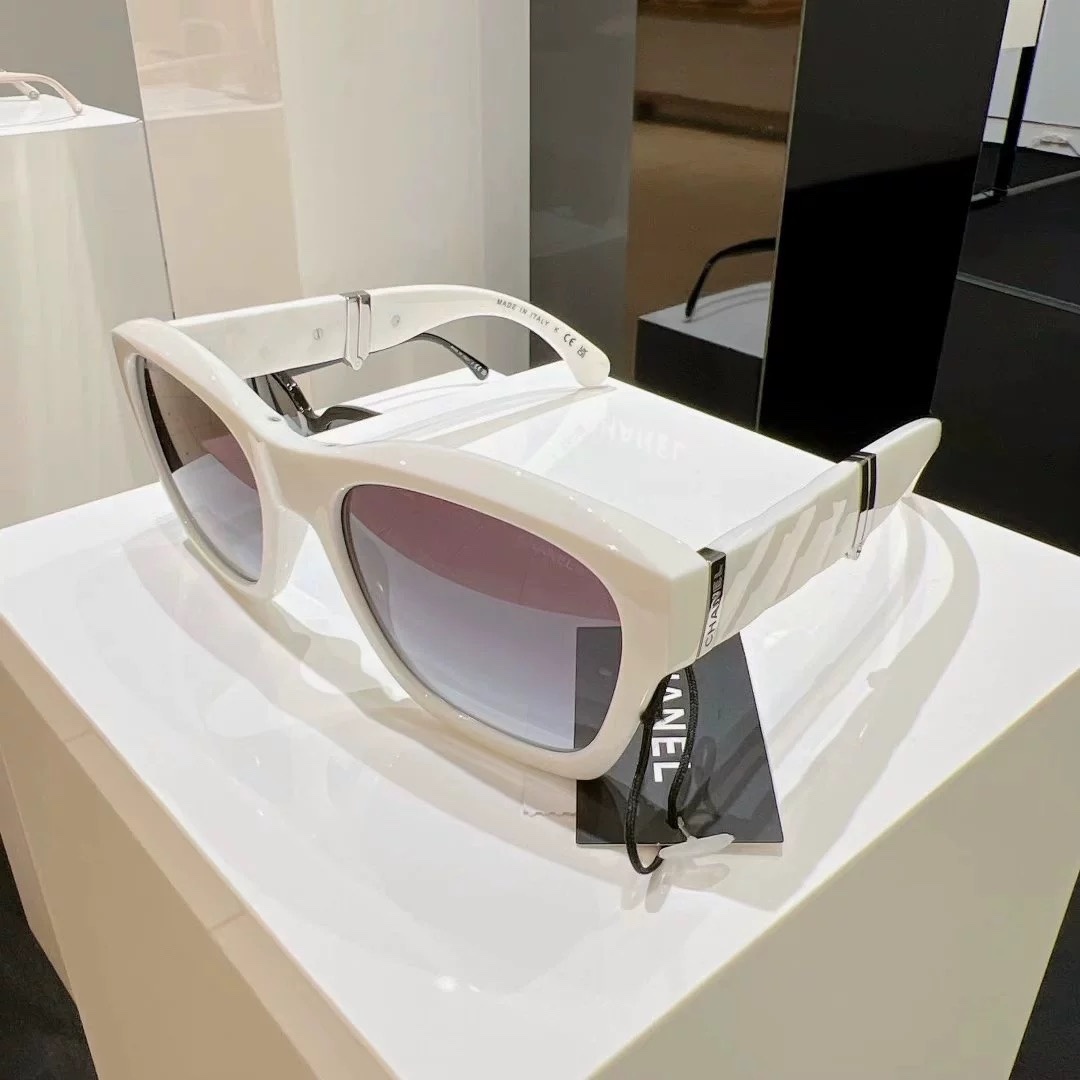 Chanel White Square Sunglasses with Crystal CC Logo & Quilted Temples