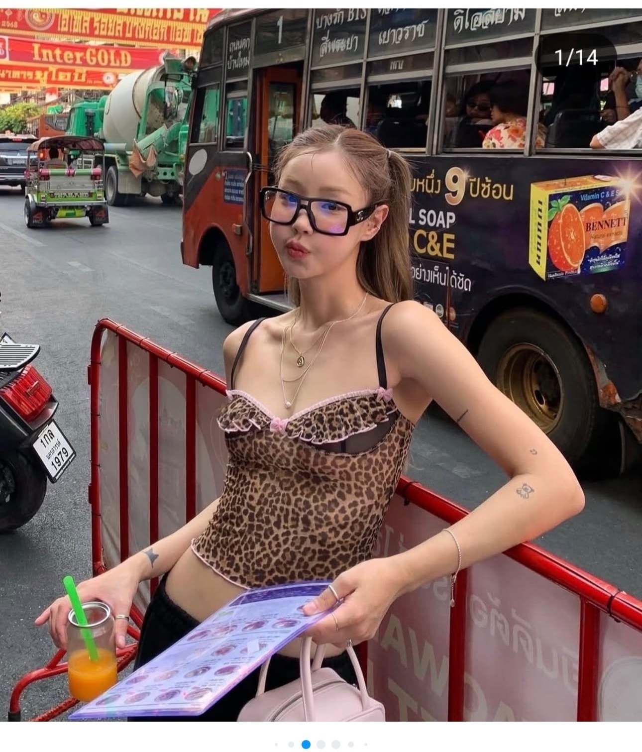 Luxury Oversized Square Frame Glasses with Elegant CC Logo