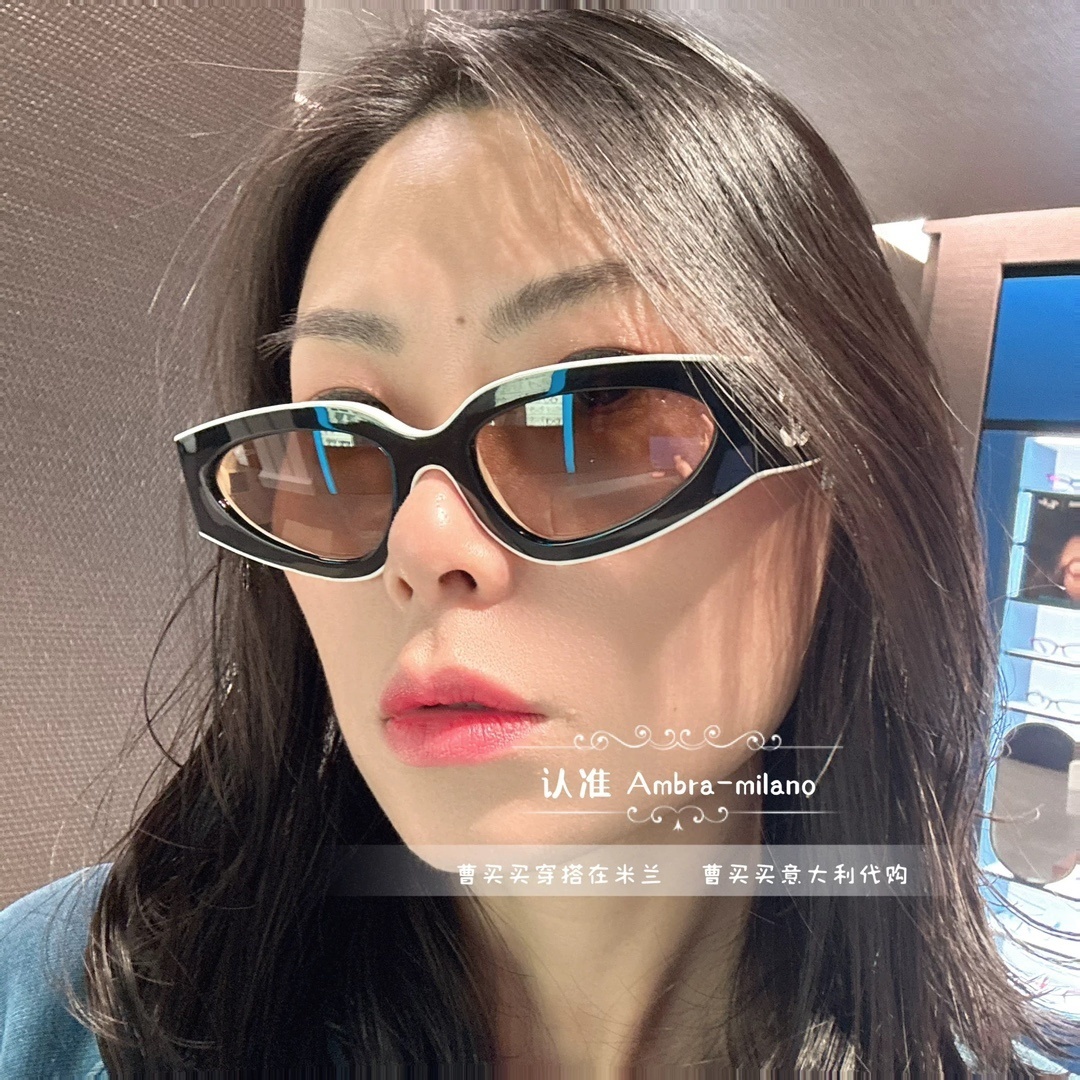 Chanel Luxury Two-Tone Rectangular Sunglasses – Black & White