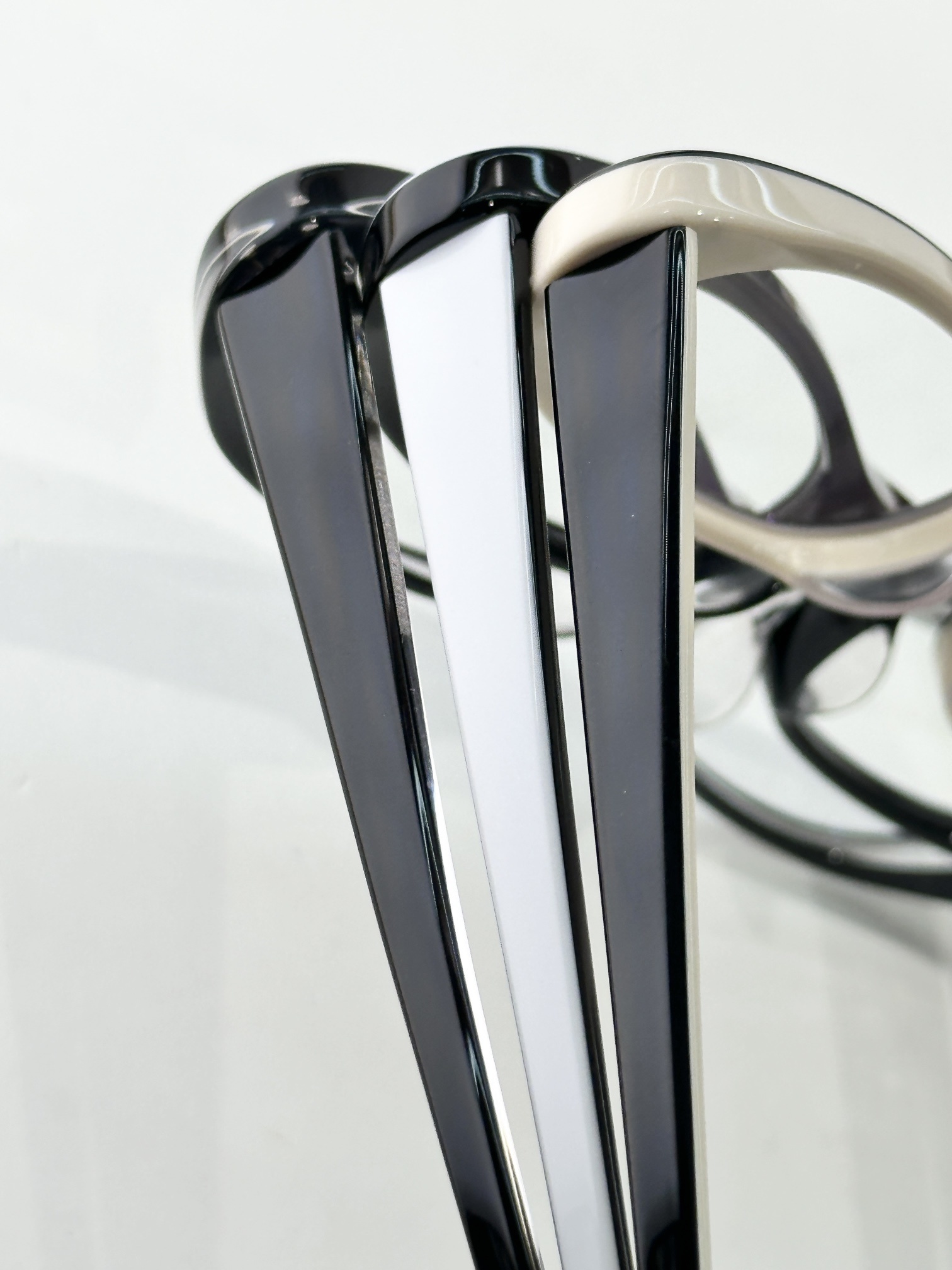 Chanel Vintage Oval Eyeglass Frames with CC Logo – Luxury Eyewear