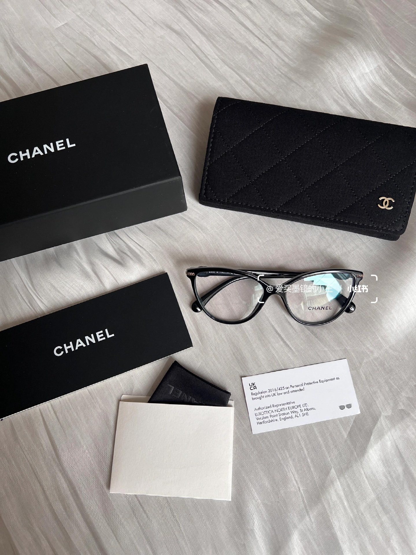 Luxury Cat-Eye Blue Light Blocking Glasses for Women – Chic Eyewear