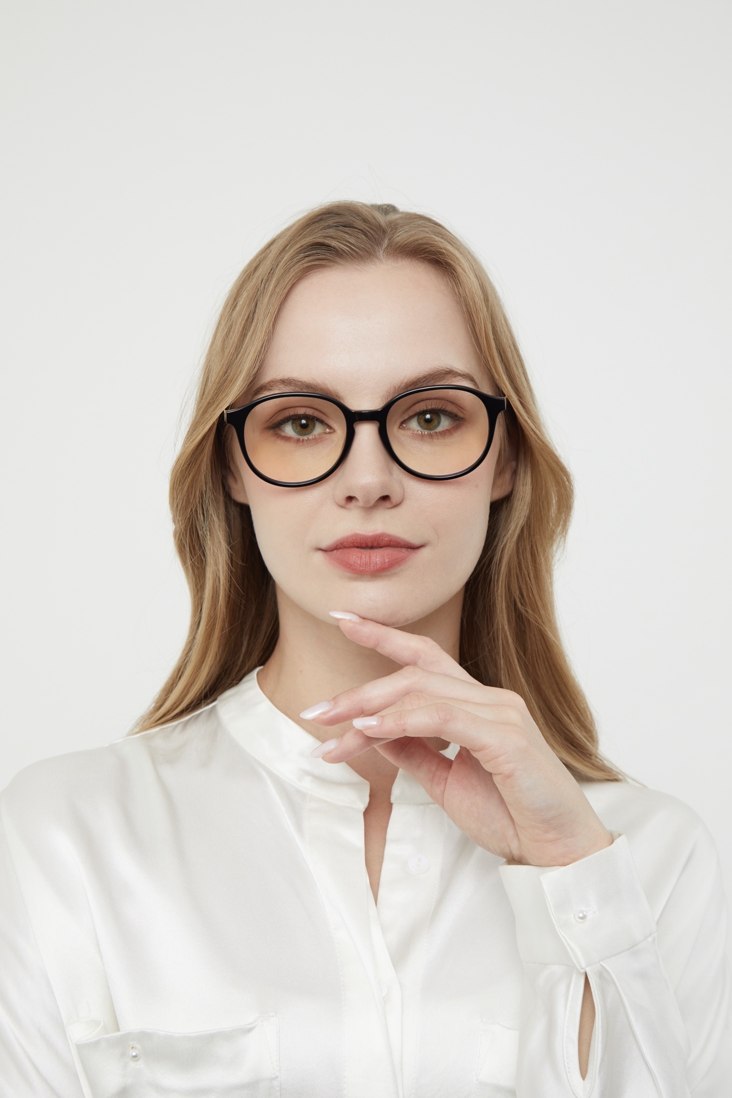 Chic Blue Light Blocking Glasses – Women’s Anti-Glare Computer Eyewear