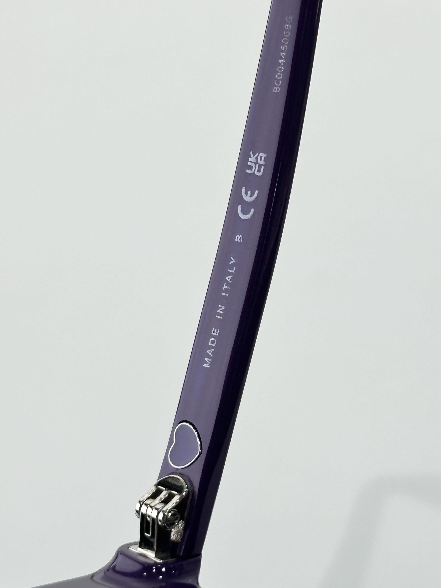 Chanel Women’s Elegant Cat-Eye Optical Frames – Premium Eyeglasses