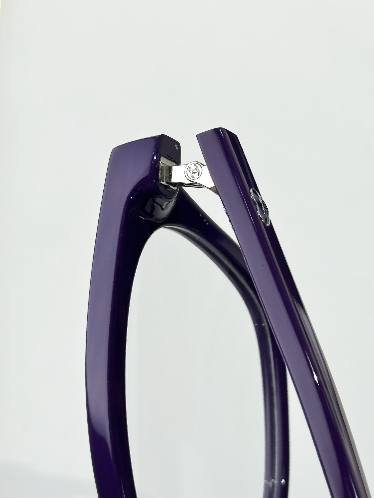 Chanel Women’s Elegant Cat-Eye Optical Frames – Premium Eyeglasses