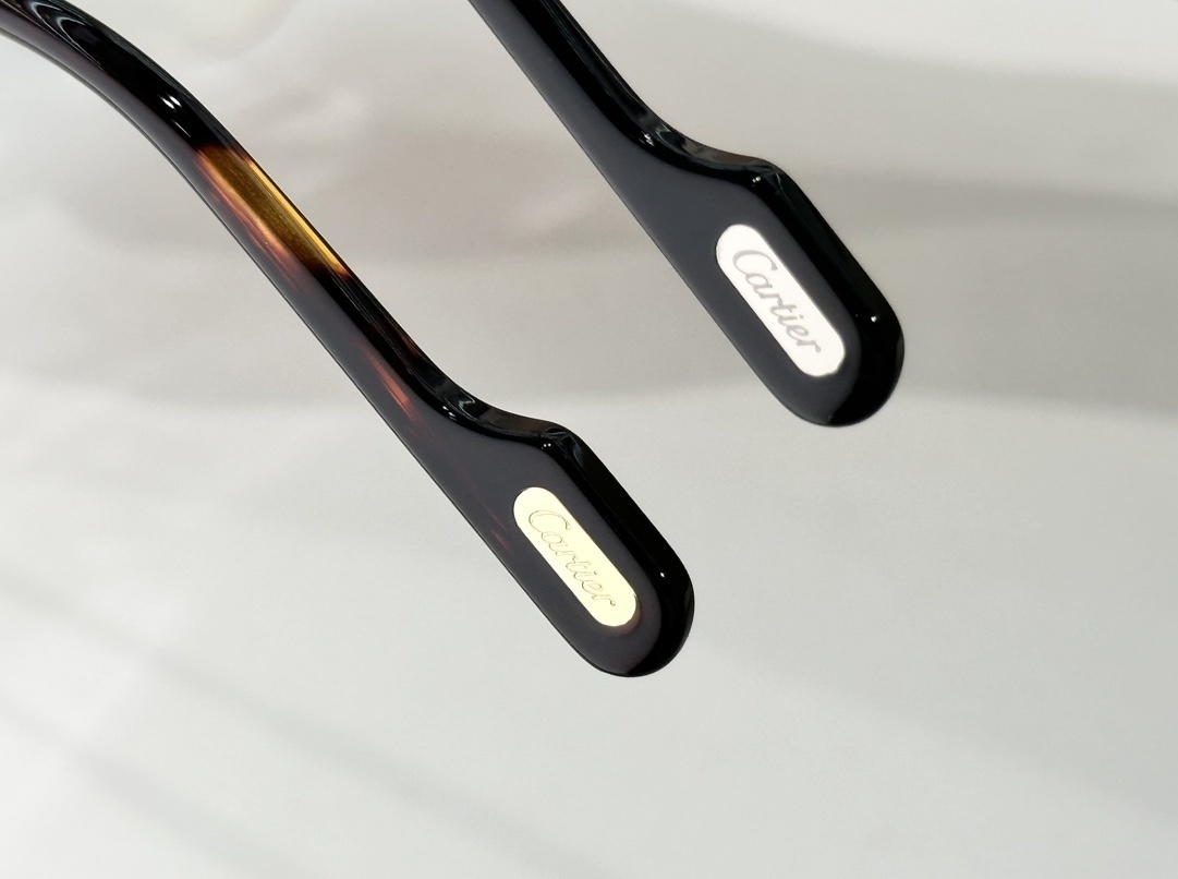 Luxury Cartier Rimless Eyeglasses – Elegant C Décor Gold Frames