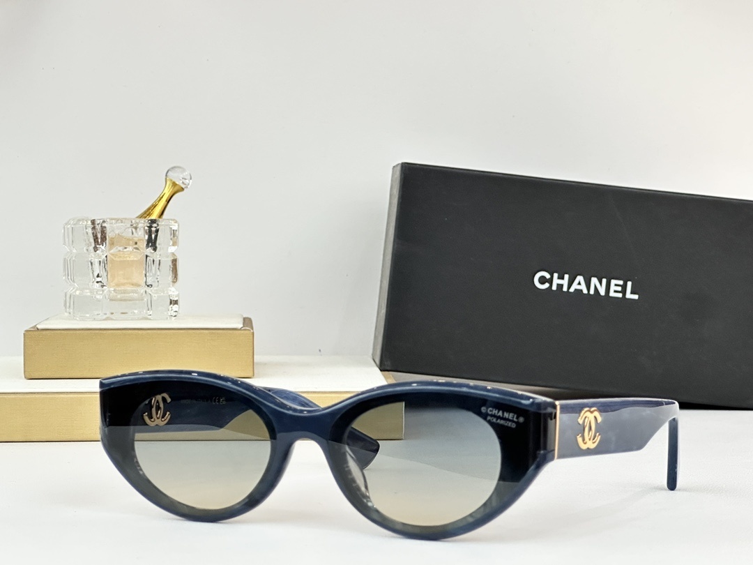 Chanel Women’s Polarized Cat-Eye Sunglasses with Iconic CC Logo