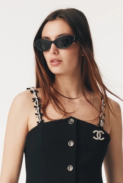Chanel Narrow Oval Sunglasses – Chanel Narrow Oval Black Sunglasses