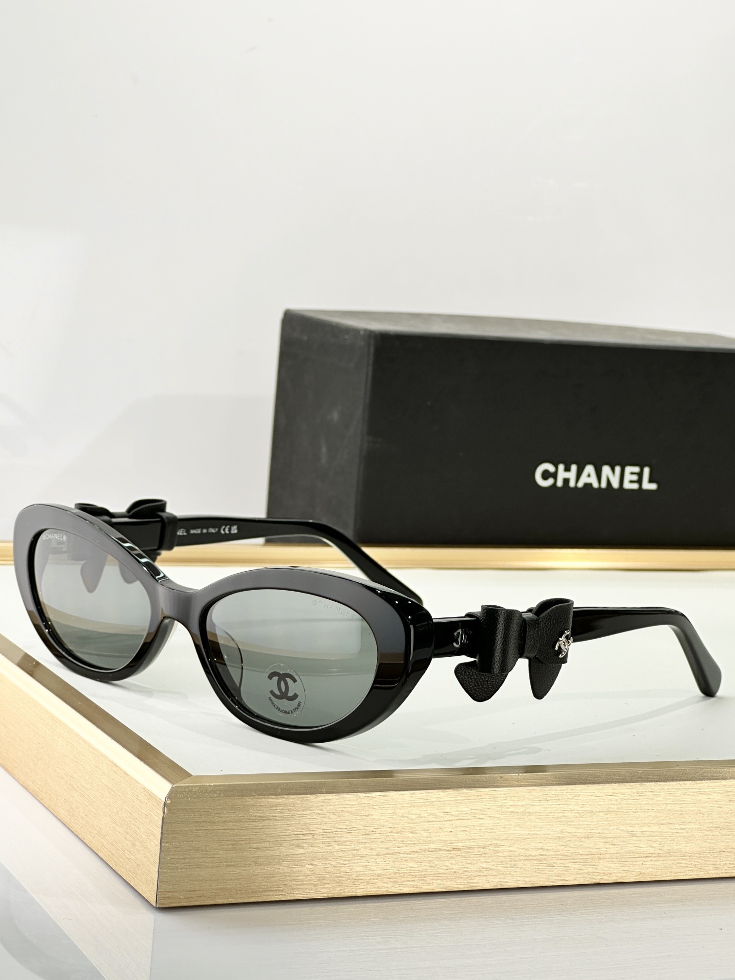 Chanel Women’s Oval Bow Sunglasses – Premium Luxury Eyewear