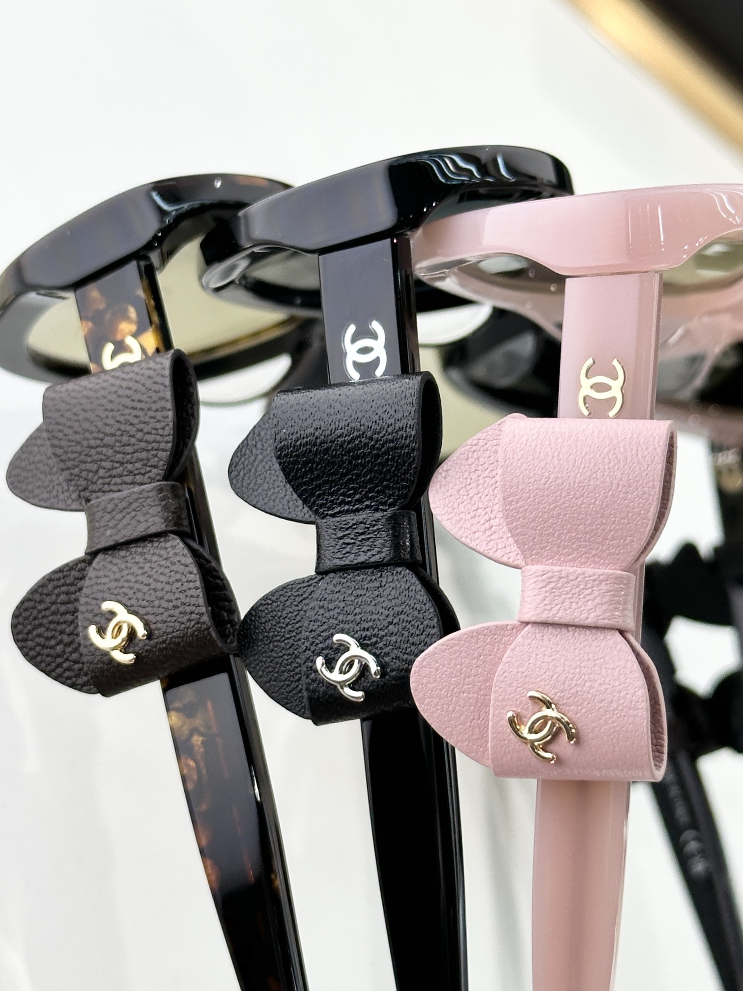 Chanel Women’s Oval Bow Sunglasses – Premium Luxury Eyewear