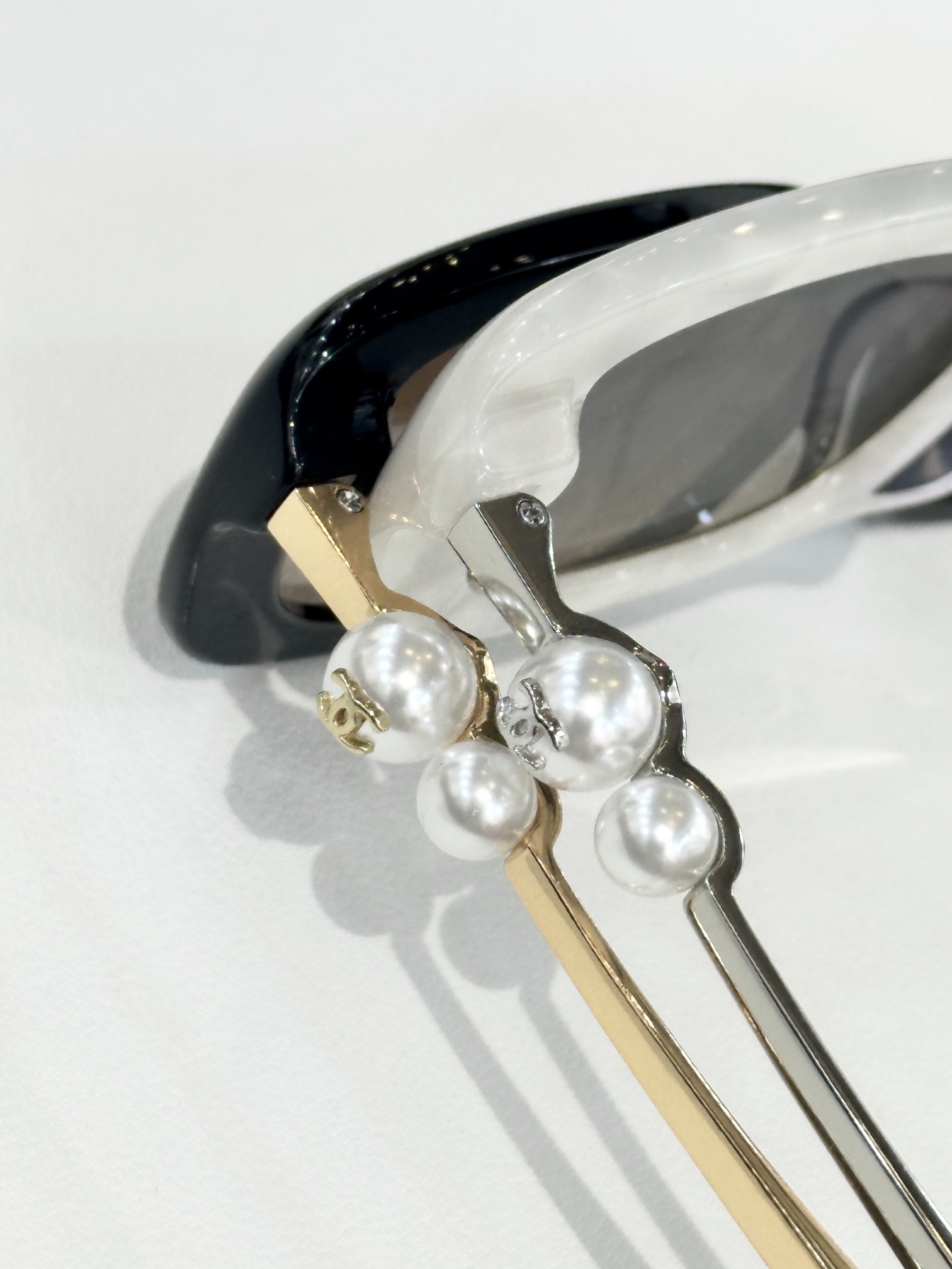 Chanel Oversized Pearl Accent Sunglasses – Luxury Women’s Eyewear