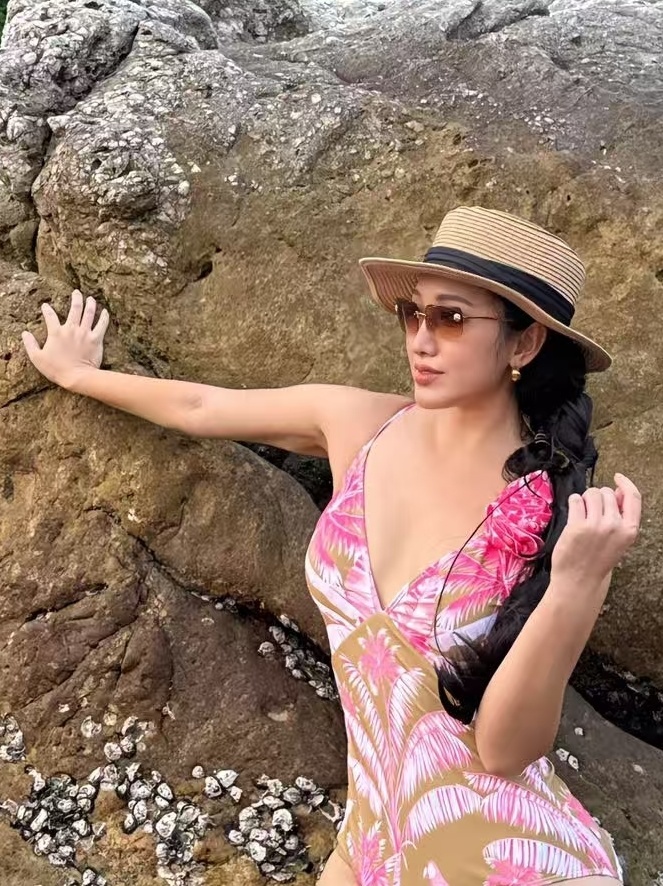 Luxury Rimless Gradient Sunglasses for Women – Chic Summer Eyewear